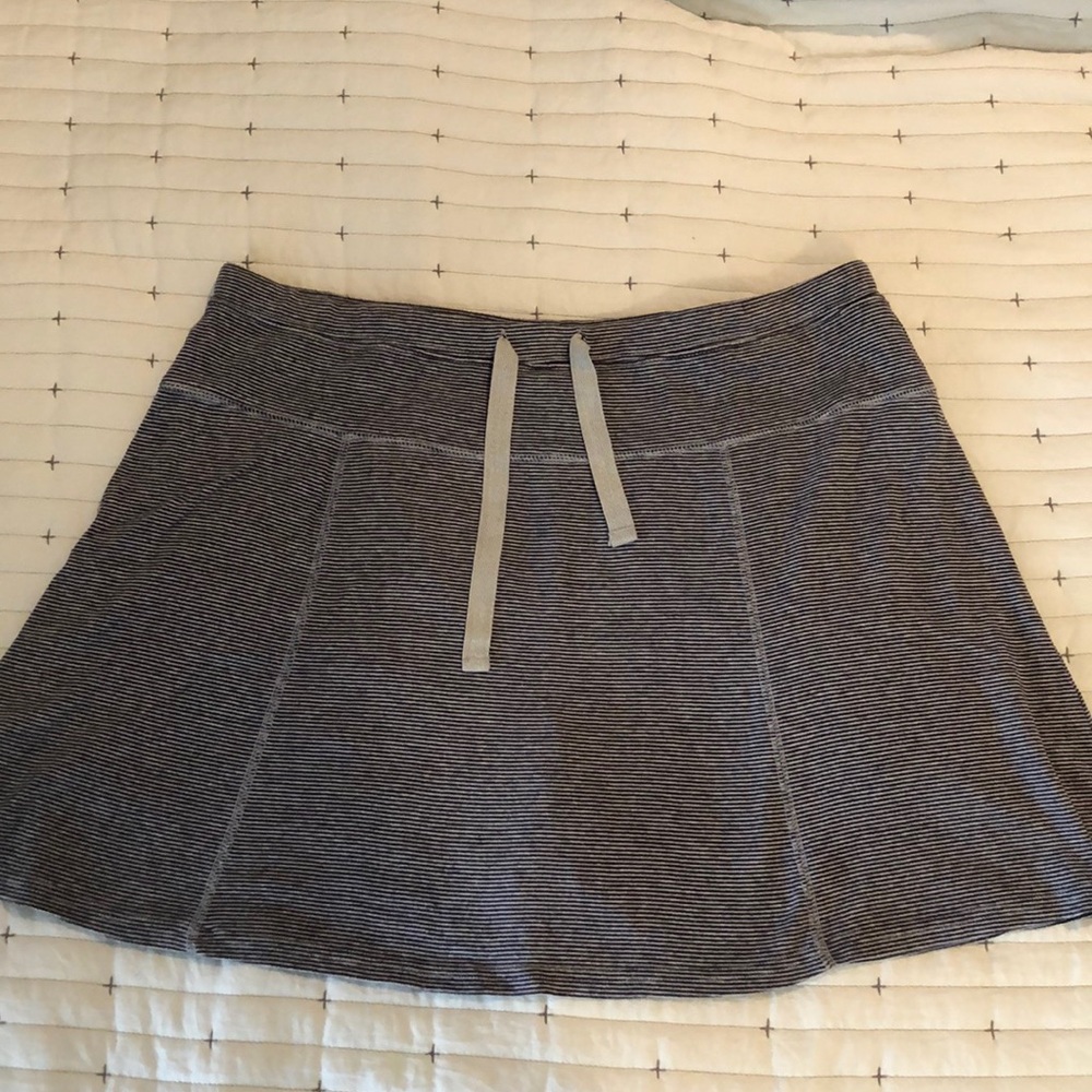 Gray and navy striped skort